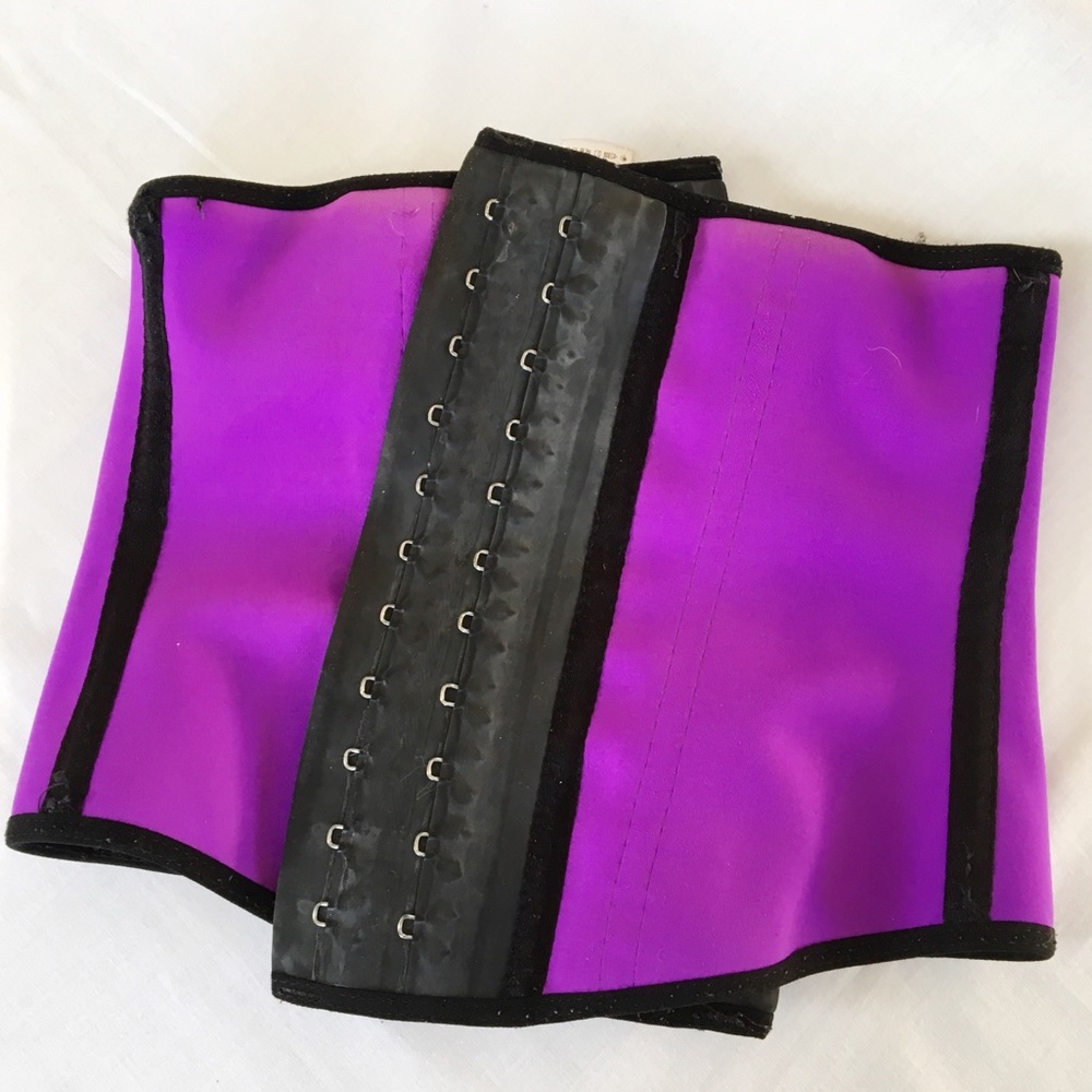 ANN CHERY PURPLE WAIST TRAINER SIZE 36